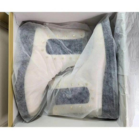 Michael Kors Women's Ridley Cream Studded Chelsea Booties Size 11 (MSRP $225) - Picture 11 of 12